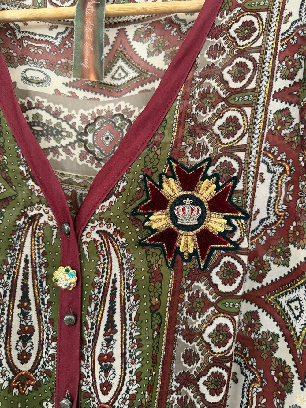 Aratta Burgundy Paisley Button-Front Maxi Dress Crown patch S - Picture 2 of 8